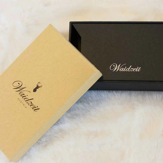 Element mocsári tölgy és arany acél karkötő