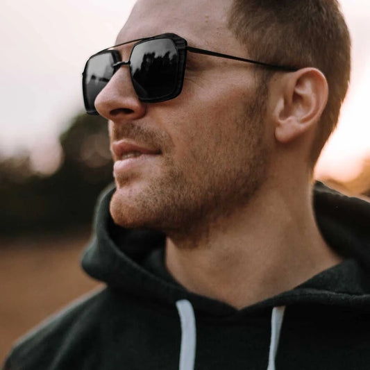 Grain Whisky Eben: Fa napszemüveg whiskys hordóból