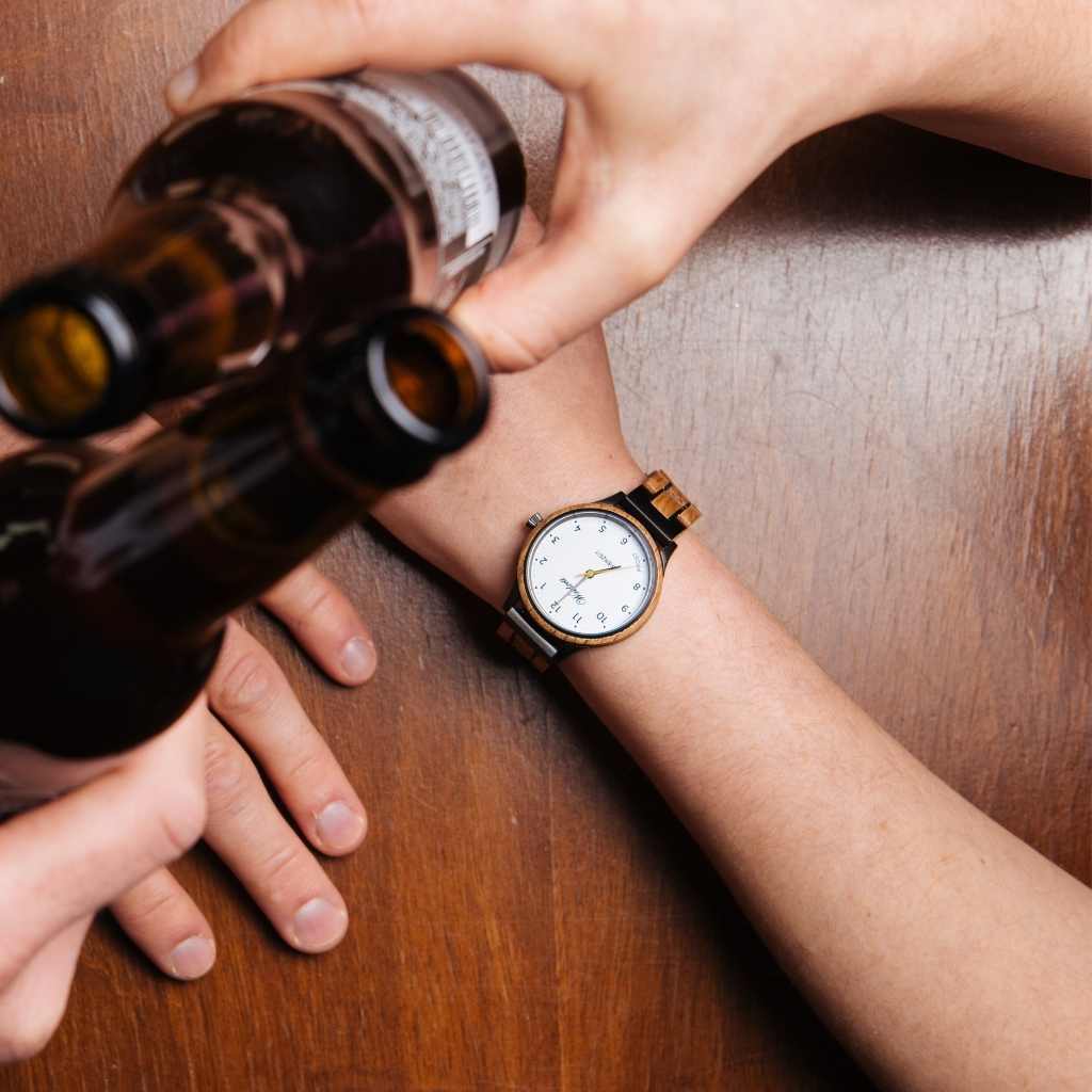 Bierzeit női fa karóra