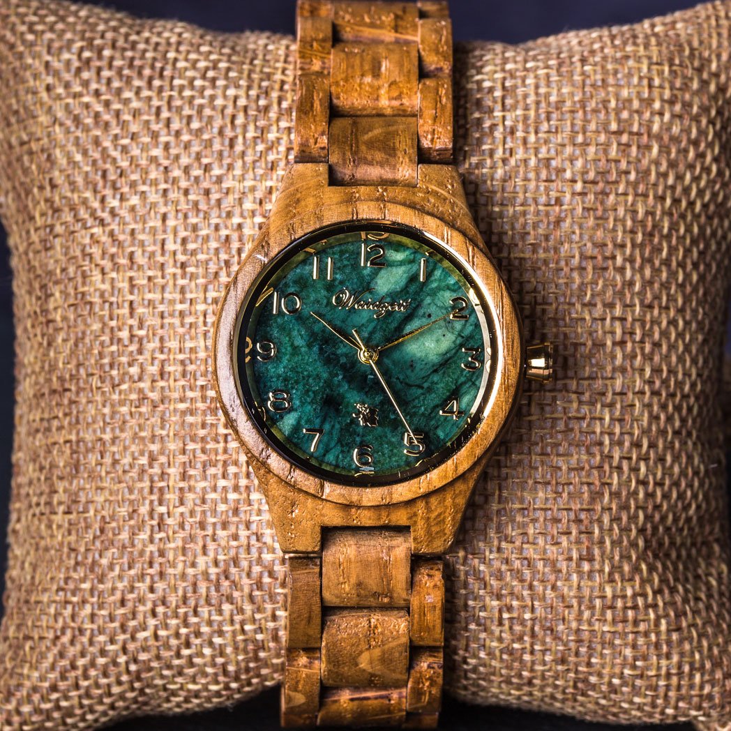 fából luxus órák