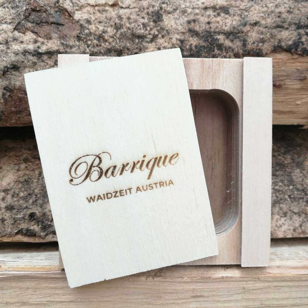 šperkovnica z dreva